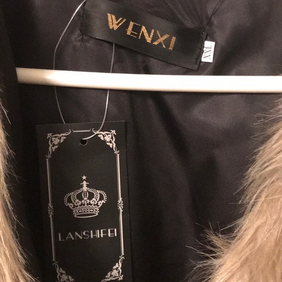 Faux fur jacket - Picture 2 of 3